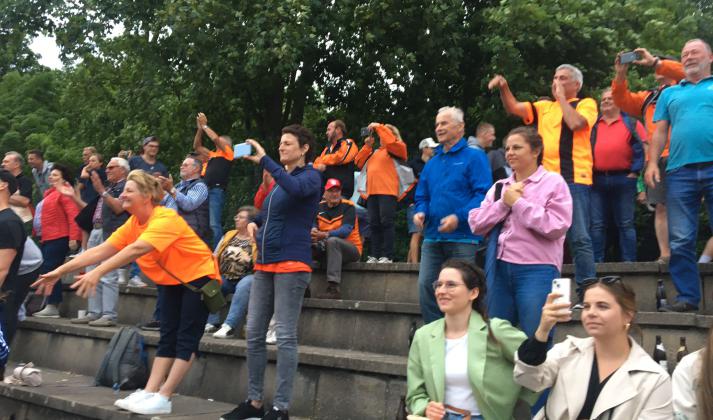 Die Fans bedanken sich bei der Mannschaft